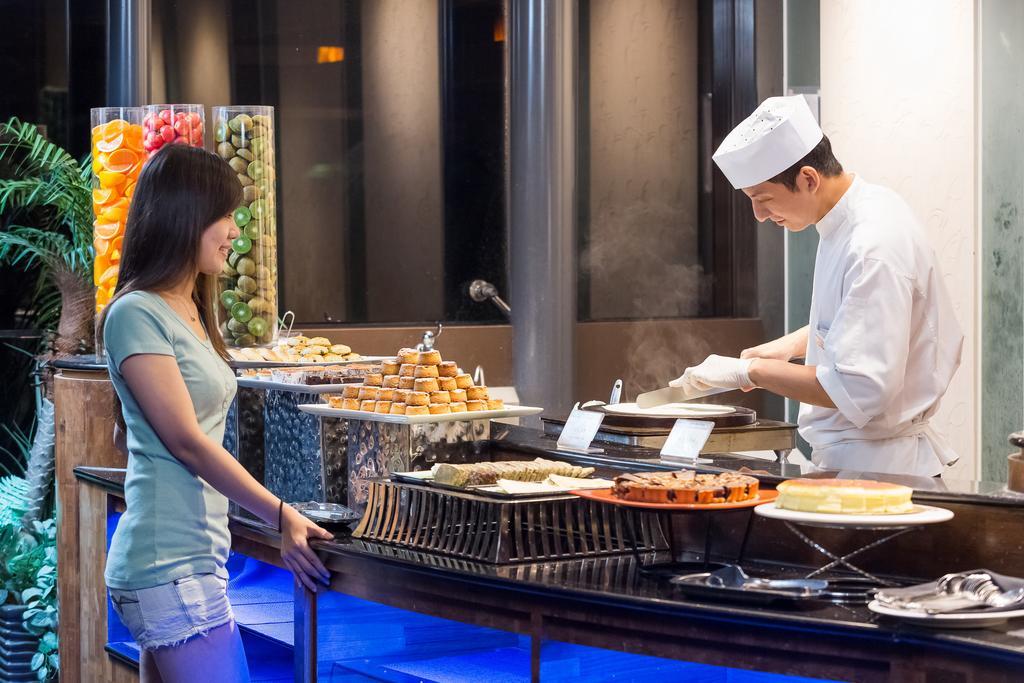 Queena Plaza Hotel Đài Nam Ngoại thất bức ảnh