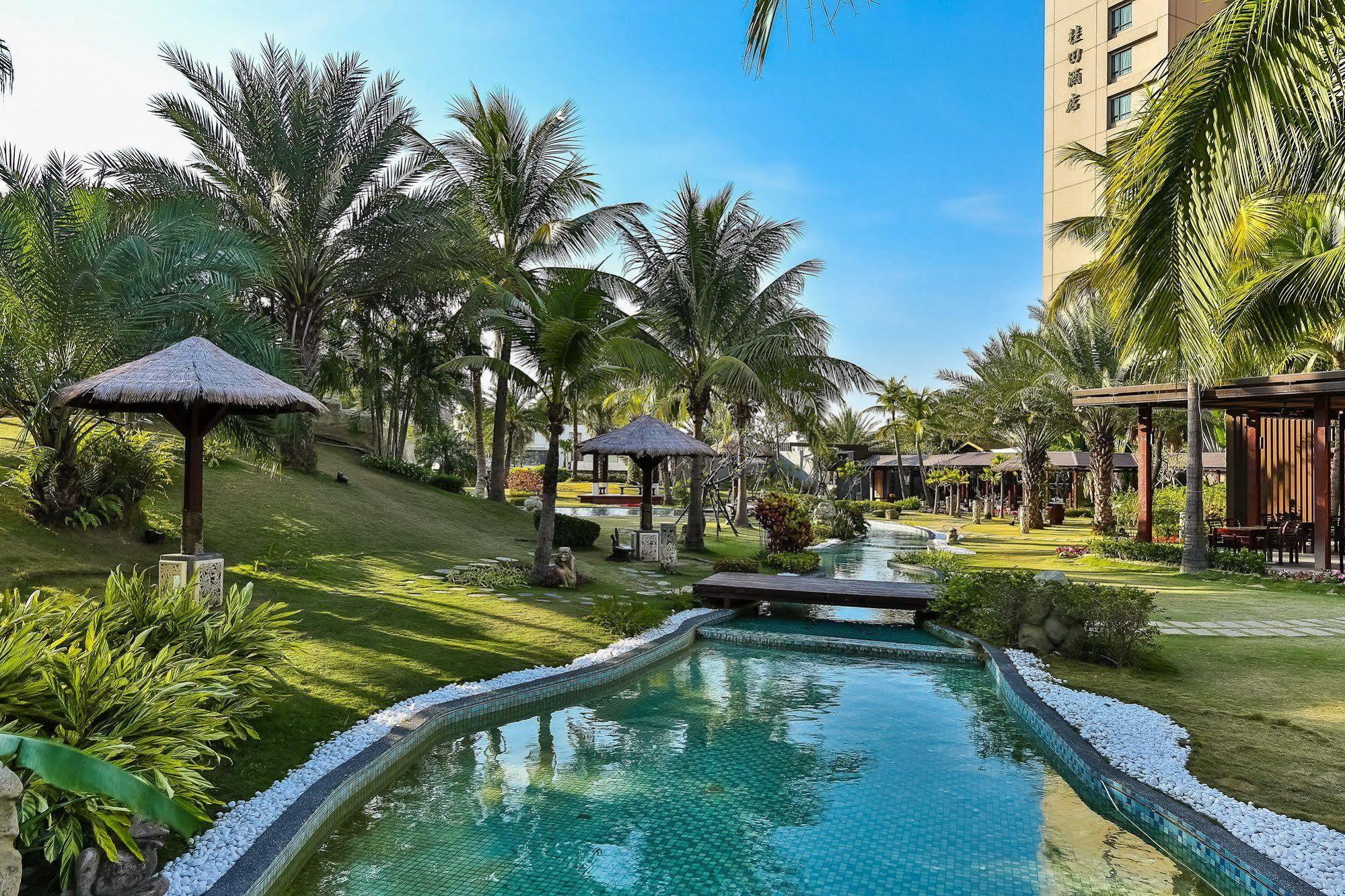 Queena Plaza Hotel Đài Nam Ngoại thất bức ảnh